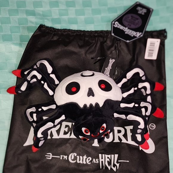 Killstar Kreepture 'Latrodectus' RARE & SOLD OUT - Picture 2 of 5